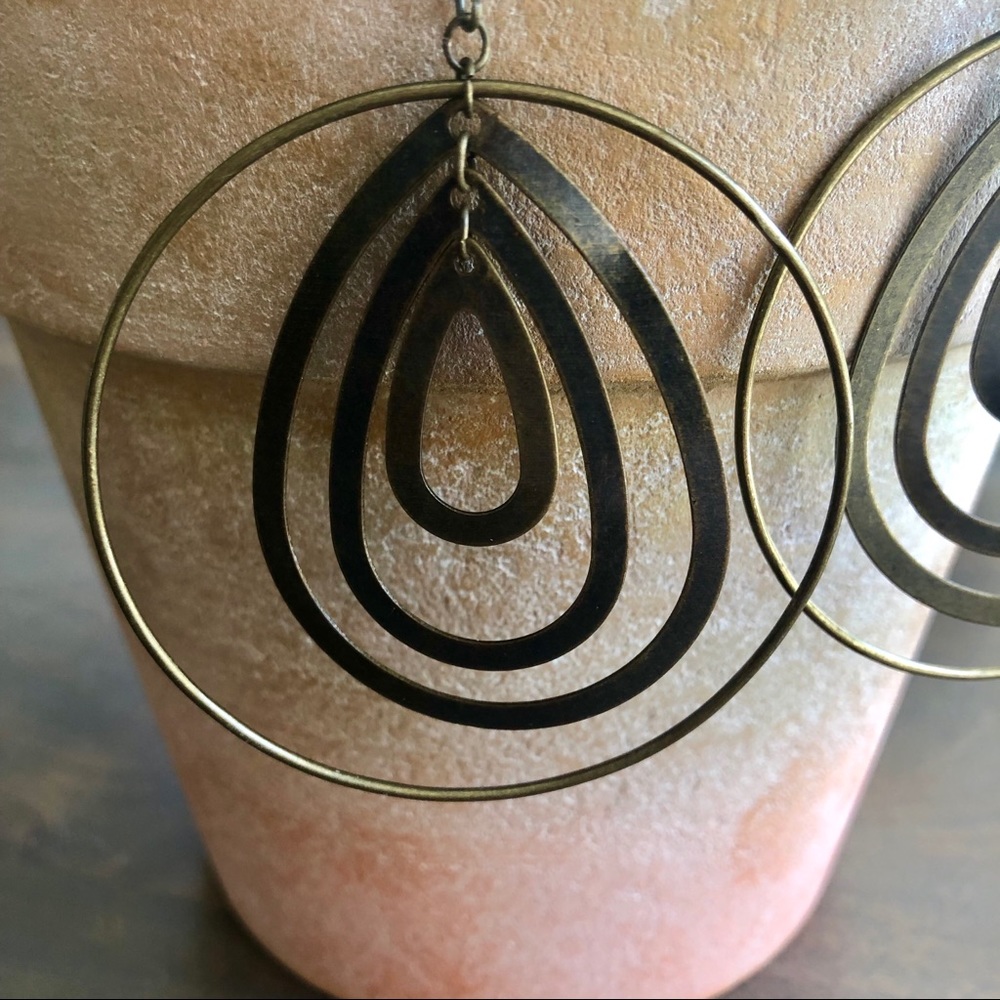 Cache Dangle Hoop Earrings - Picture 2 of 4